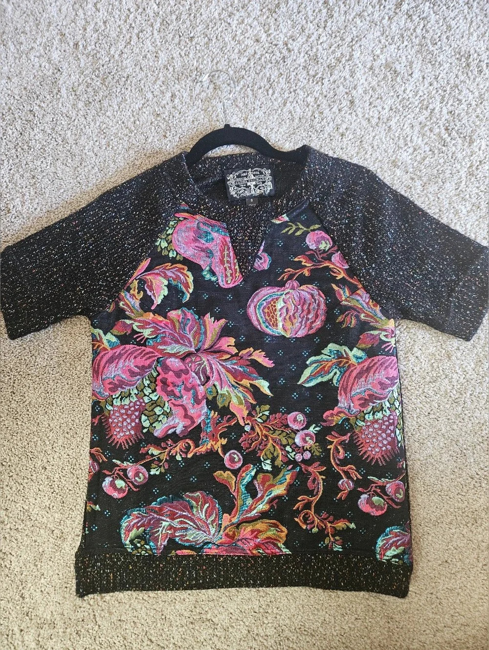 Women's James Coviello For Anthropologie ' Black Floral-Print Knit Top